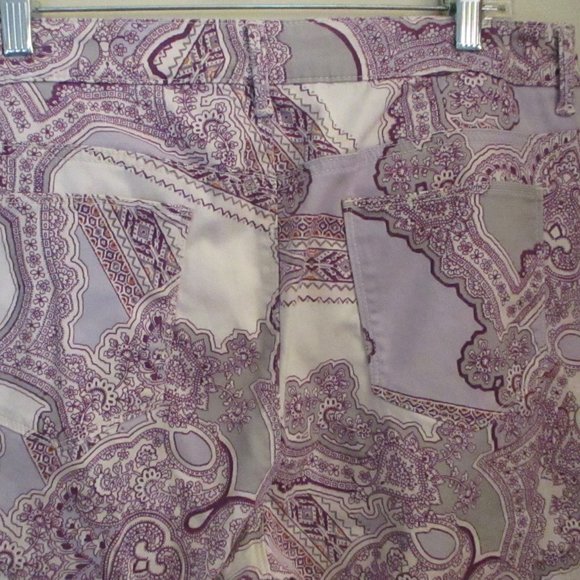 Chico's Women's Purple Paisley Jeggings, Straight Leg, Size 14R / Chico's 2.5R - Picture 6 of 10